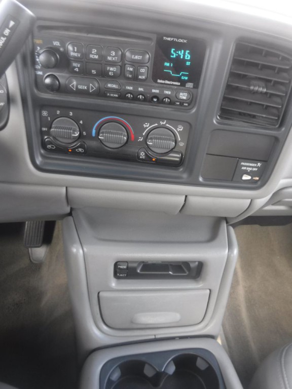 2001 GMC Sierra Image 15
