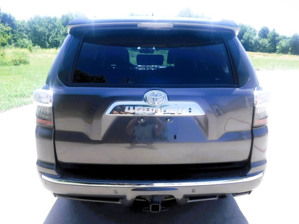 2014 Toyota 4Runner Image 16