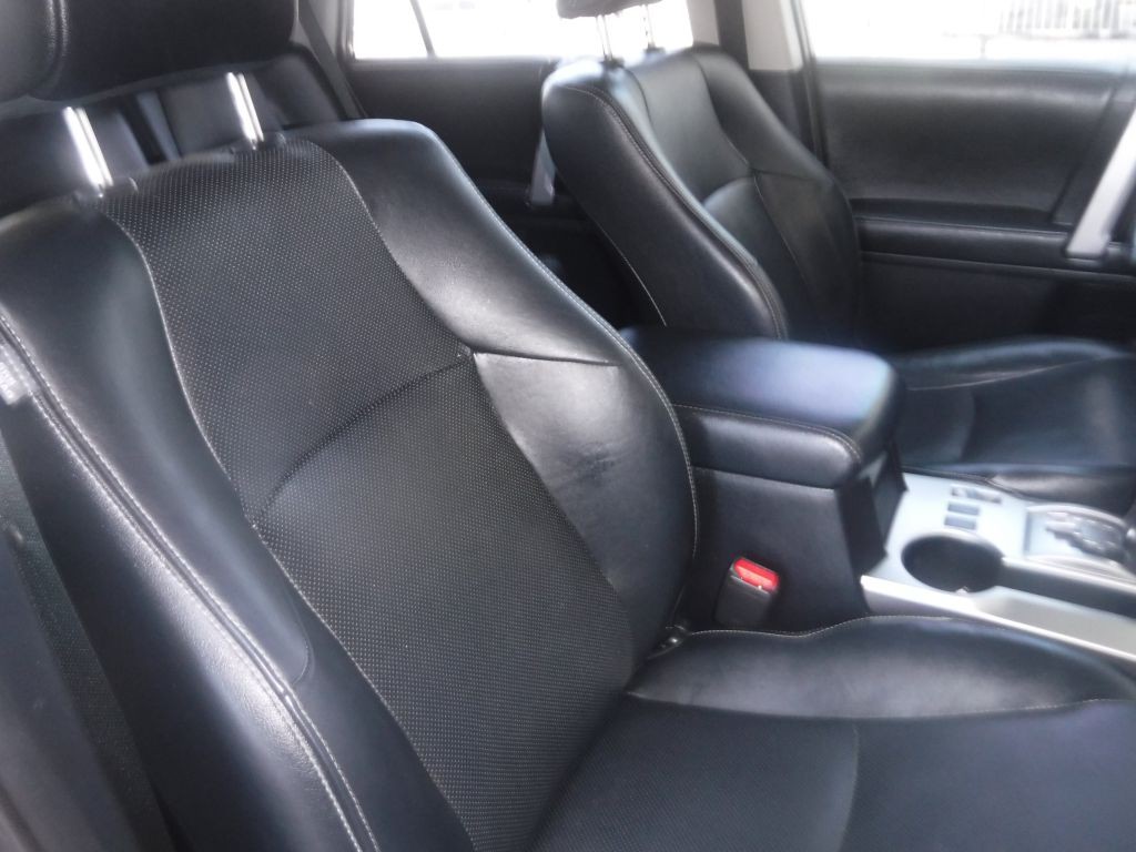 2014 Toyota 4Runner Image 29