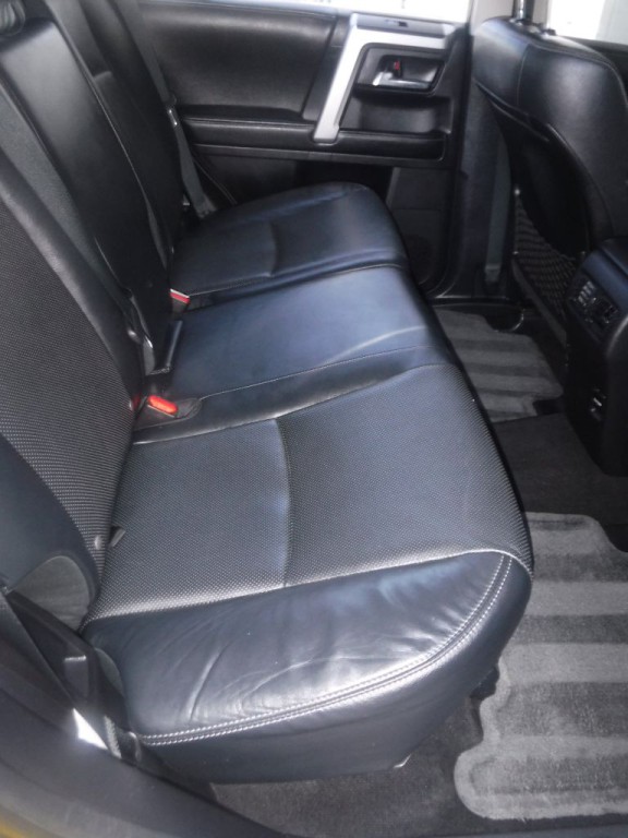 2014 Toyota 4Runner Image 33