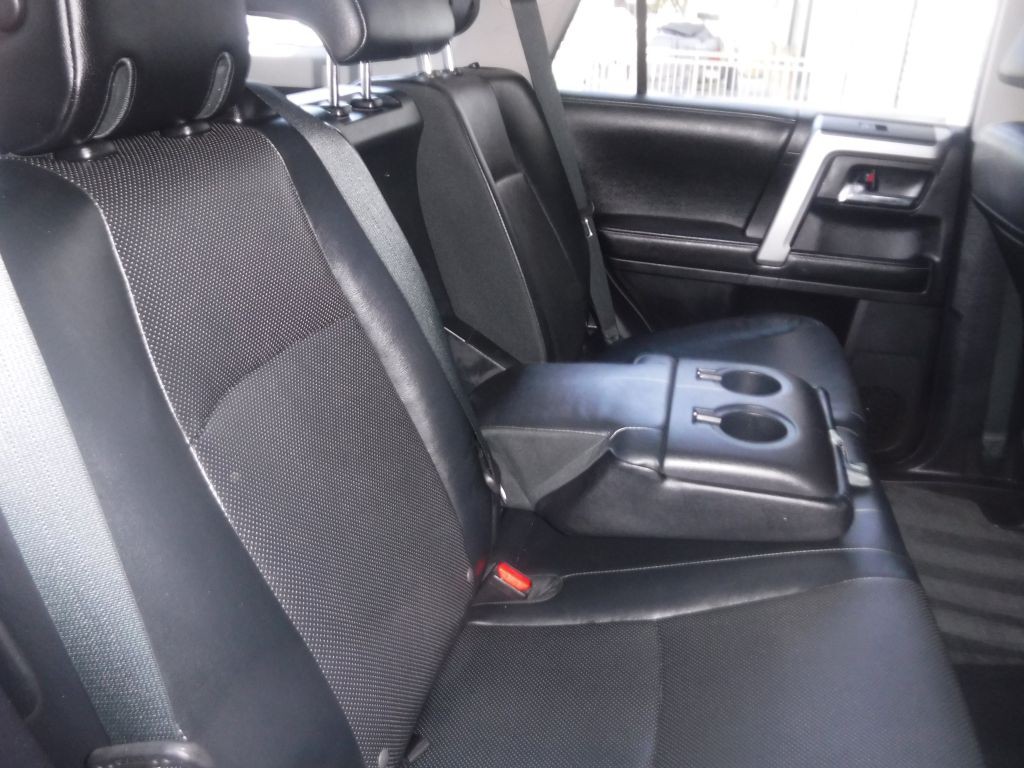 2014 Toyota 4Runner Image 35