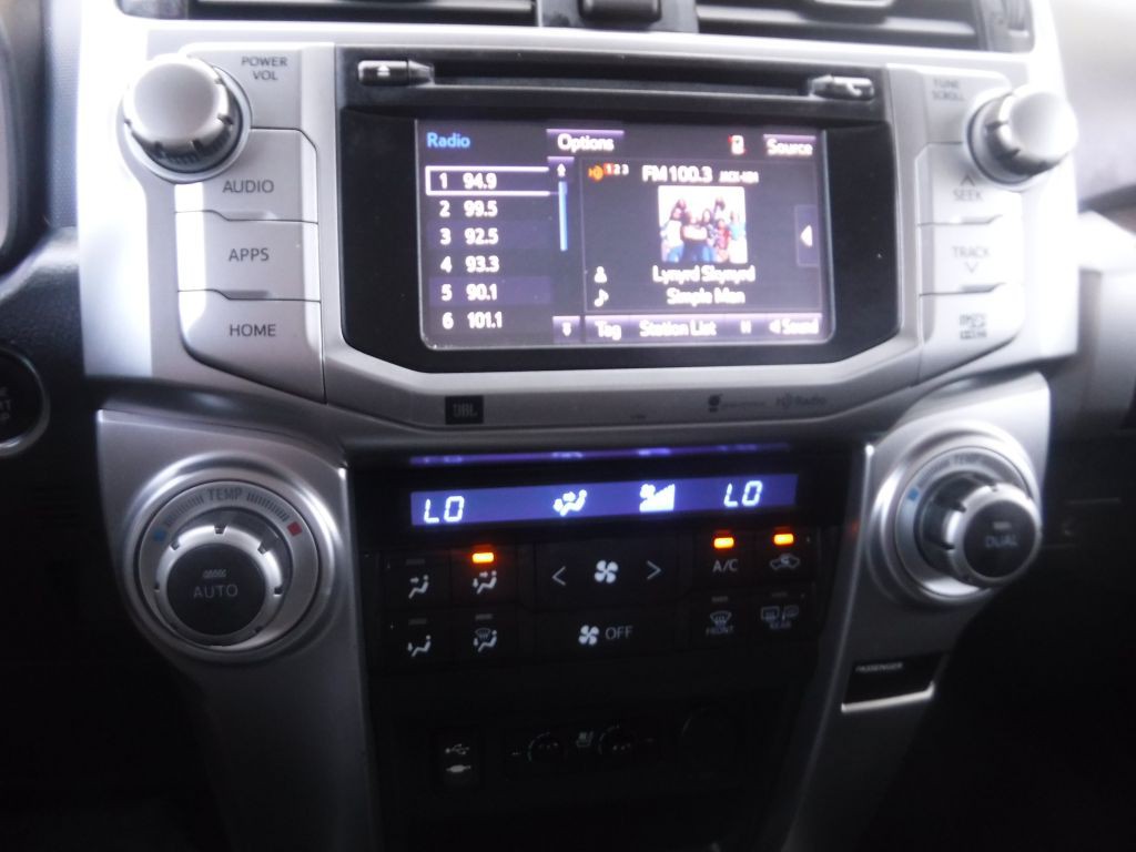 2014 Toyota 4Runner Image 38