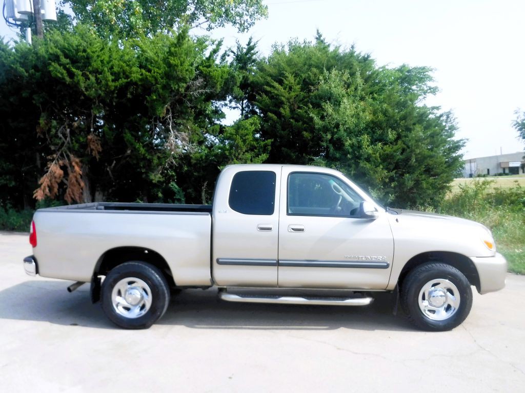 2005 Toyota Tundra Image 4