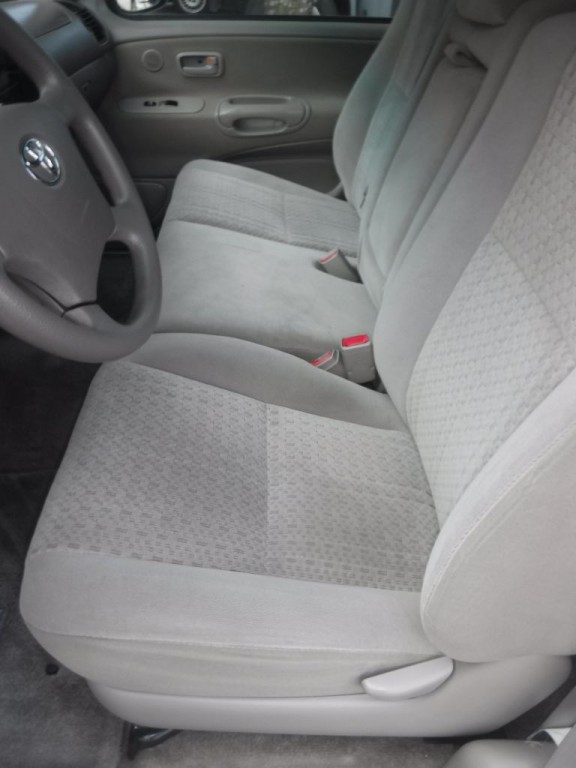 2005 Toyota Tundra Image 28