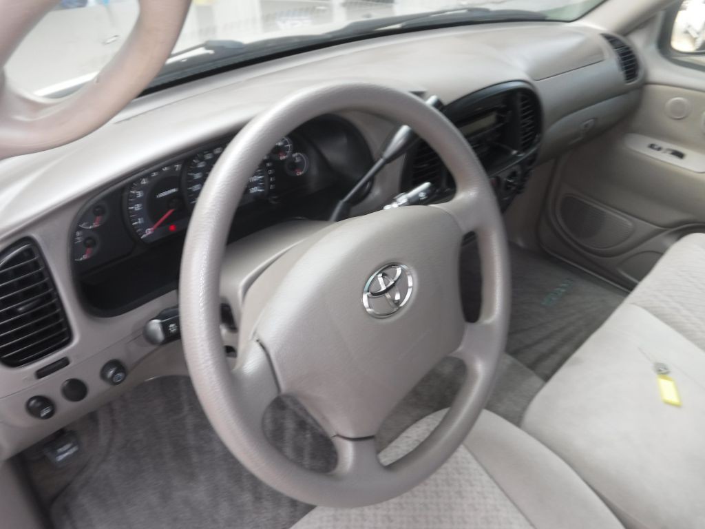 2005 Toyota Tundra Image 32
