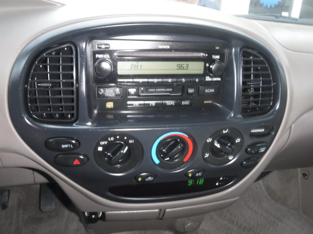 2005 Toyota Tundra Image 38