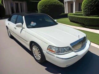 Image for 2003 Lincoln Town Car Signature ID: 7585504