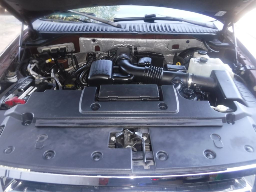 2011 Ford Expedition Image 6