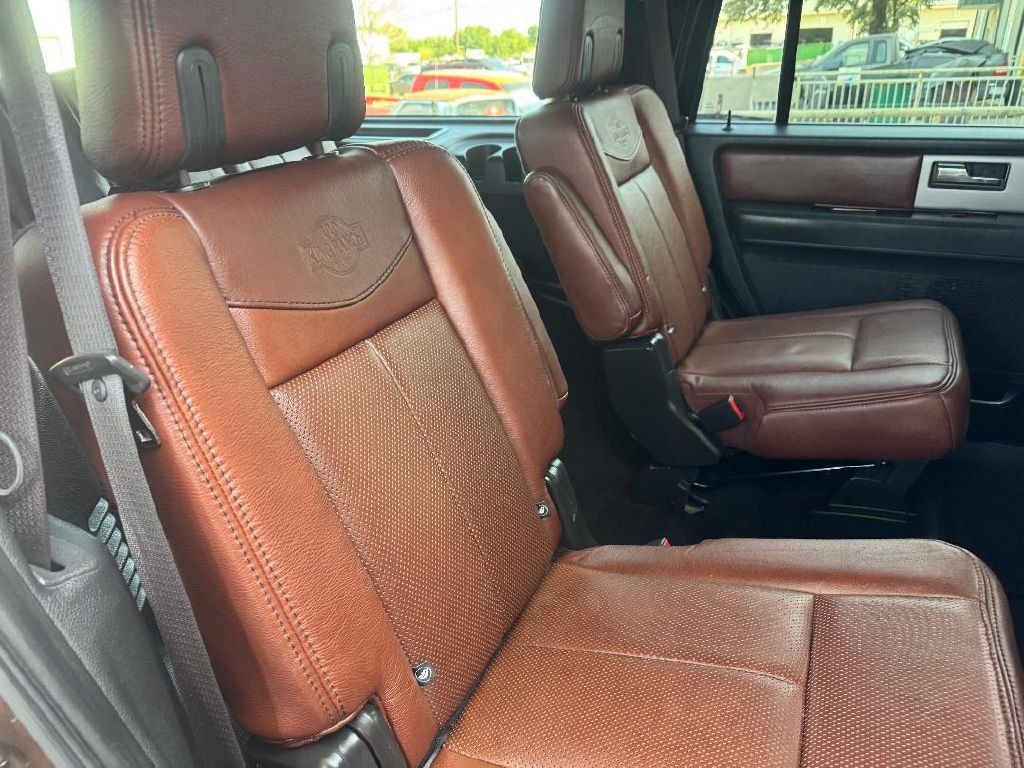 2011 Ford Expedition Image 19
