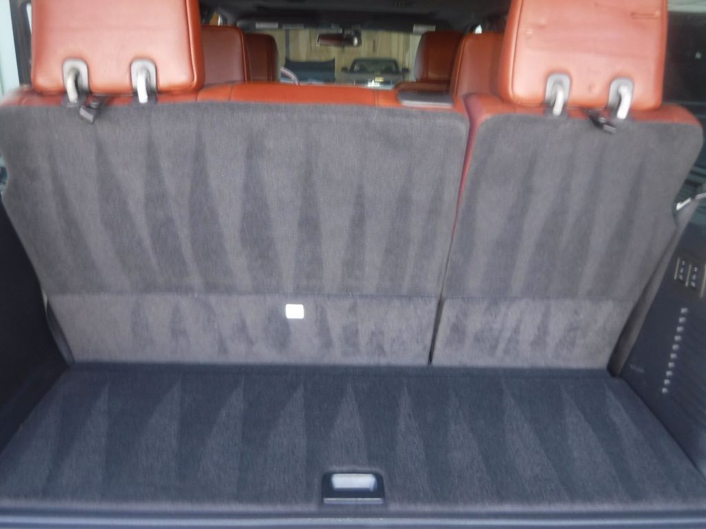 2011 Ford Expedition Image 24
