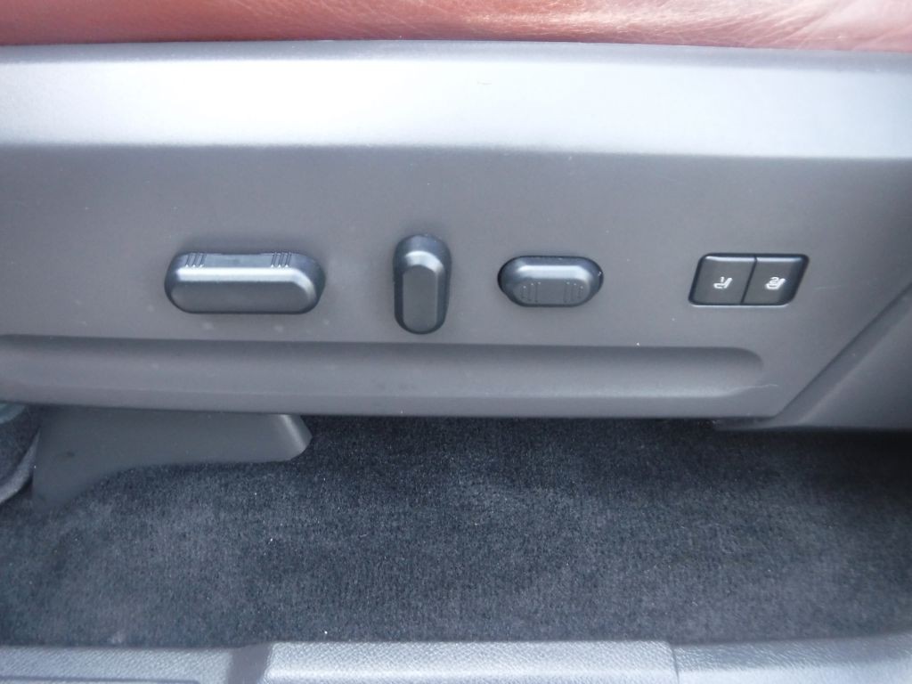 2011 Ford Expedition Image 38