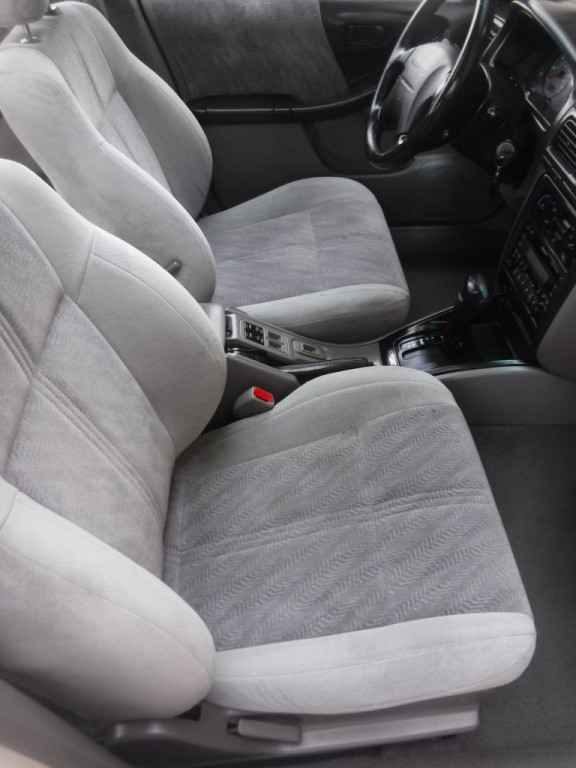 2002 Subaru Forester Image 9