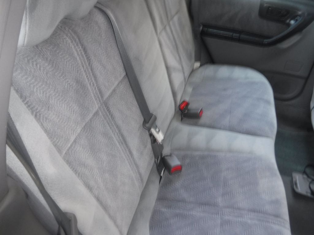 2002 Subaru Forester Image 17