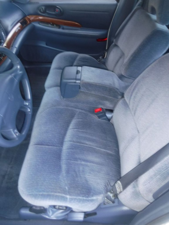 2001 Buick LeSabre Image 24