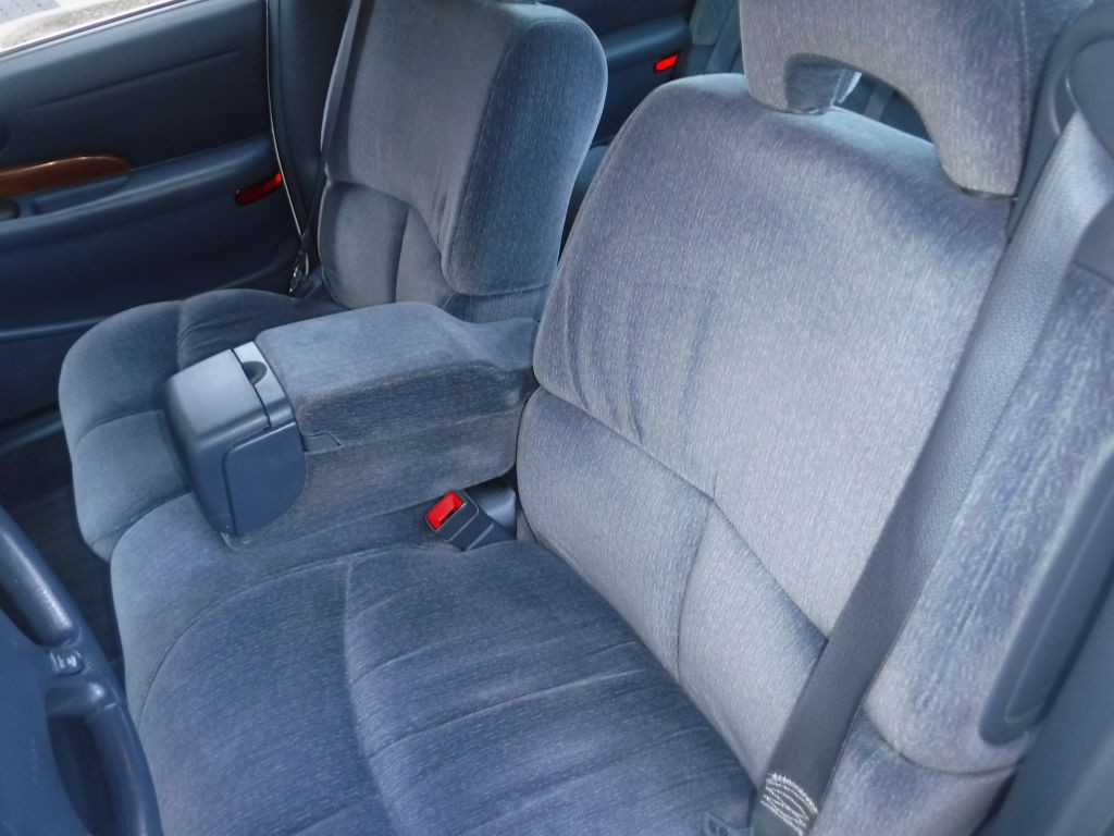 2001 Buick LeSabre Image 26