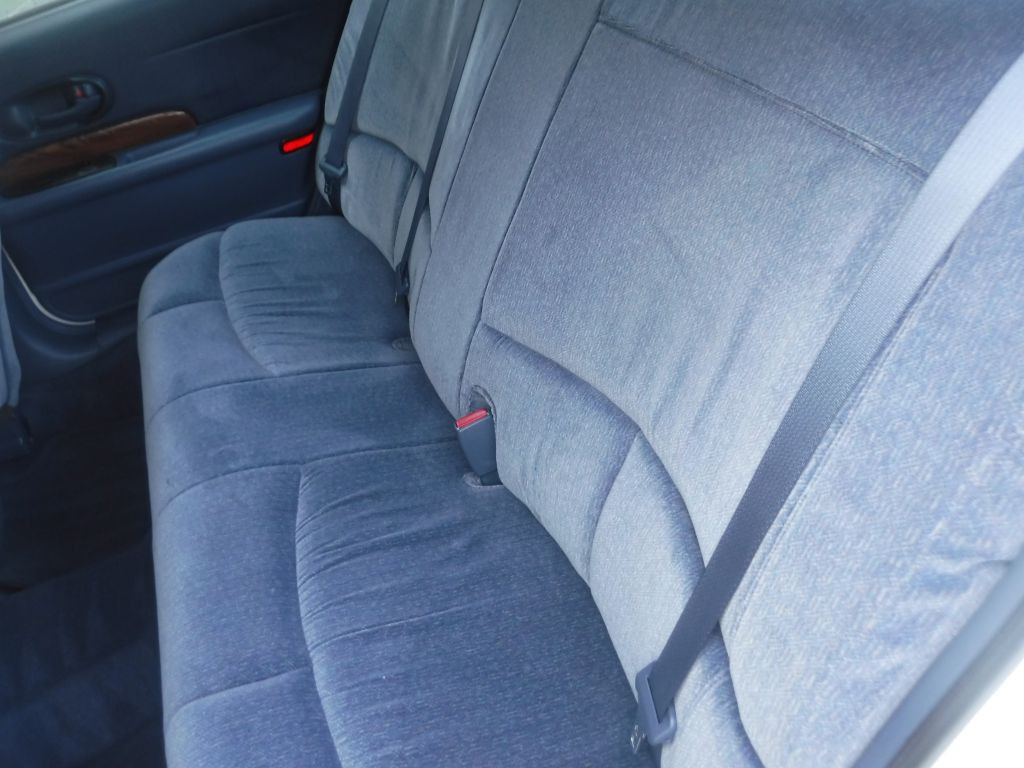2001 Buick LeSabre Image 32