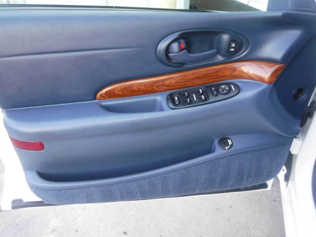 2001 Buick LeSabre Image 37