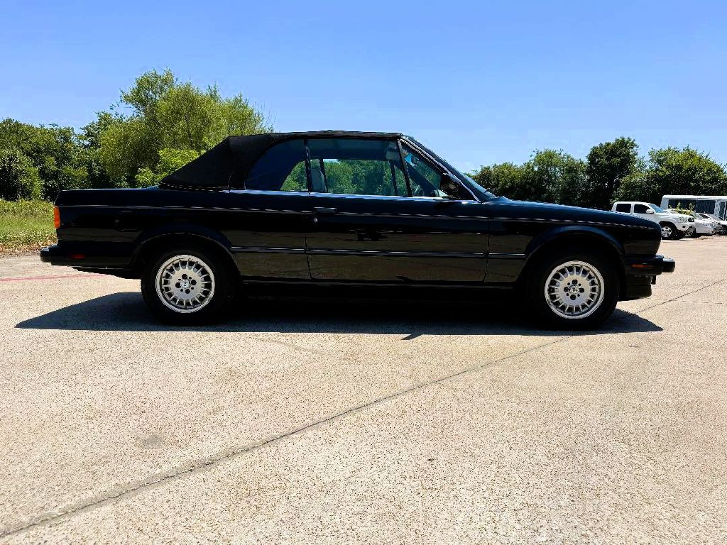 1991 BMW 3 Series Image 5