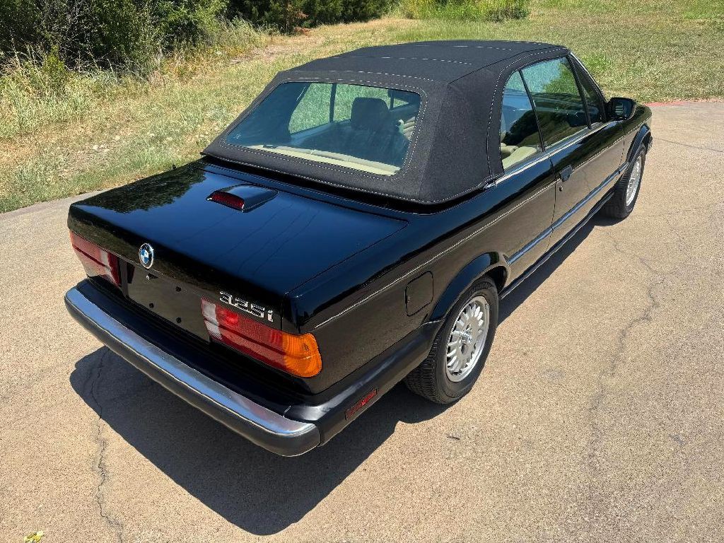 1991 BMW 3 Series Image 7