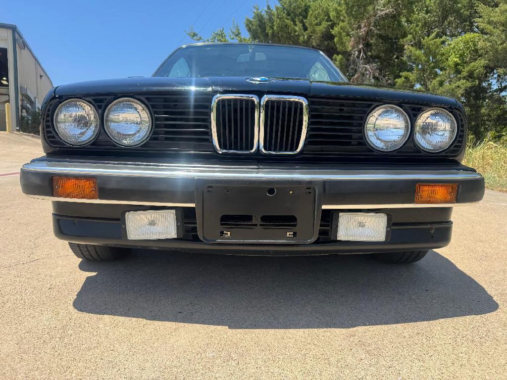 1991 BMW 3 Series Image 12