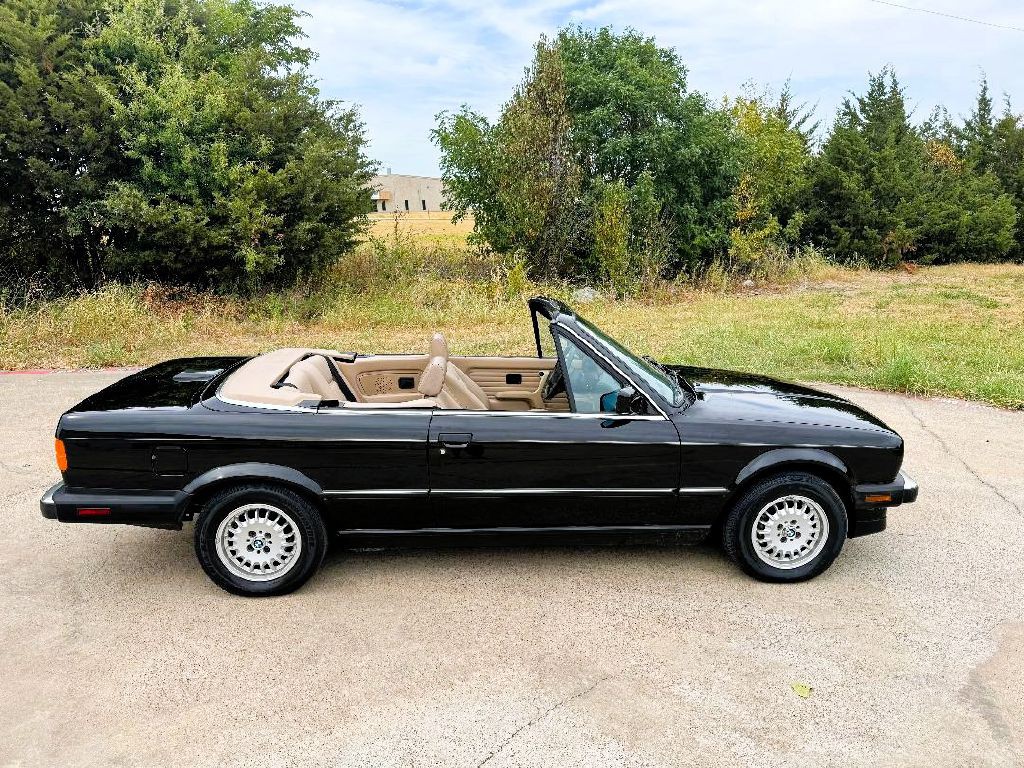1991 BMW 3 Series Image 15
