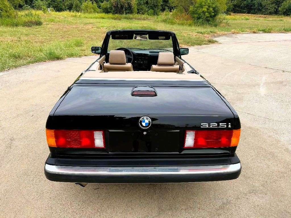 1991 BMW 3 Series Image 20