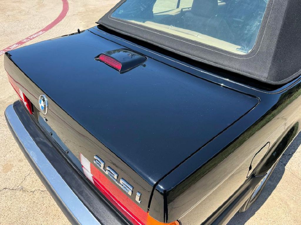 1991 BMW 3 Series Image 28