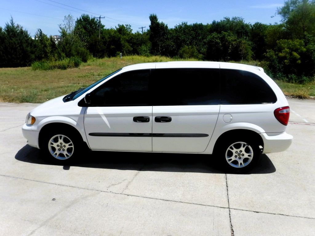 2003 Dodge Ram Van Image 10