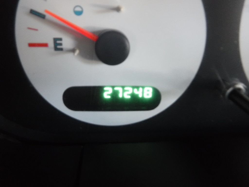 2003 Dodge Ram Van Image 19