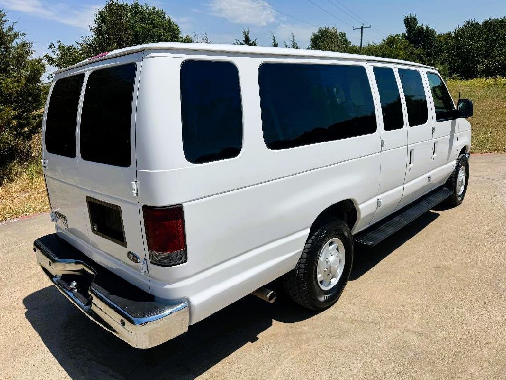 2008 Ford Econoline Image 8