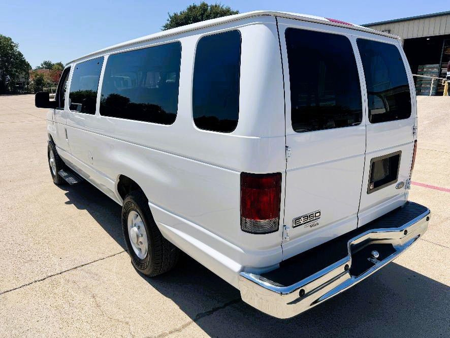 2008 Ford Econoline Image 13