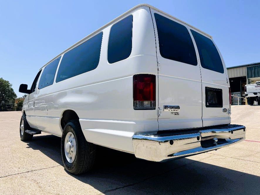 2008 Ford Econoline Image 14