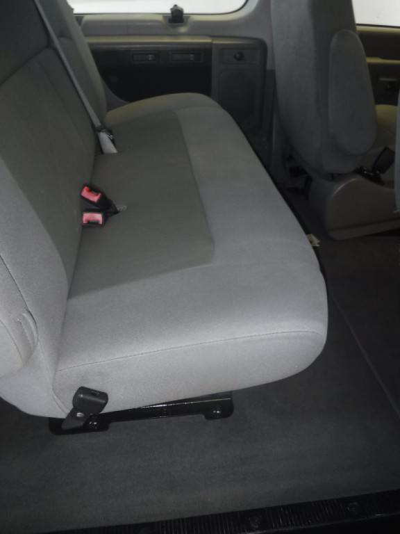 2008 Ford Econoline Image 31