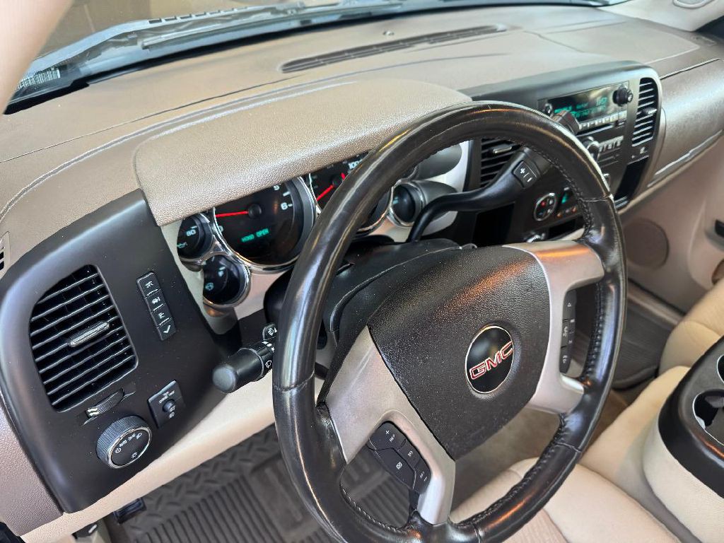 2013 GMC Sierra Image 27