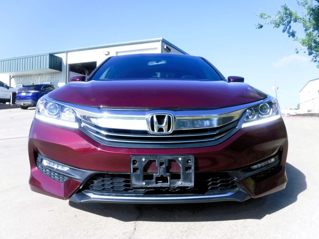 2017 Honda Accord Image 15