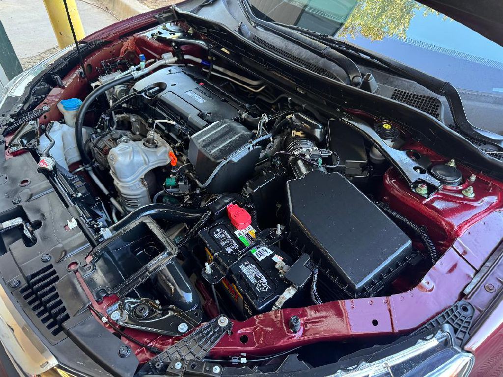 2017 Honda Accord Image 21