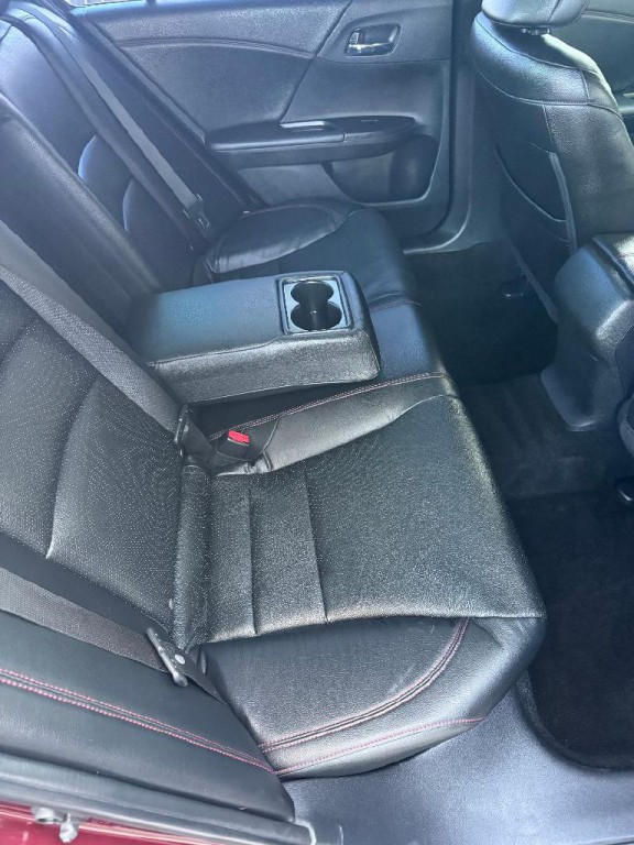 2017 Honda Accord Image 31