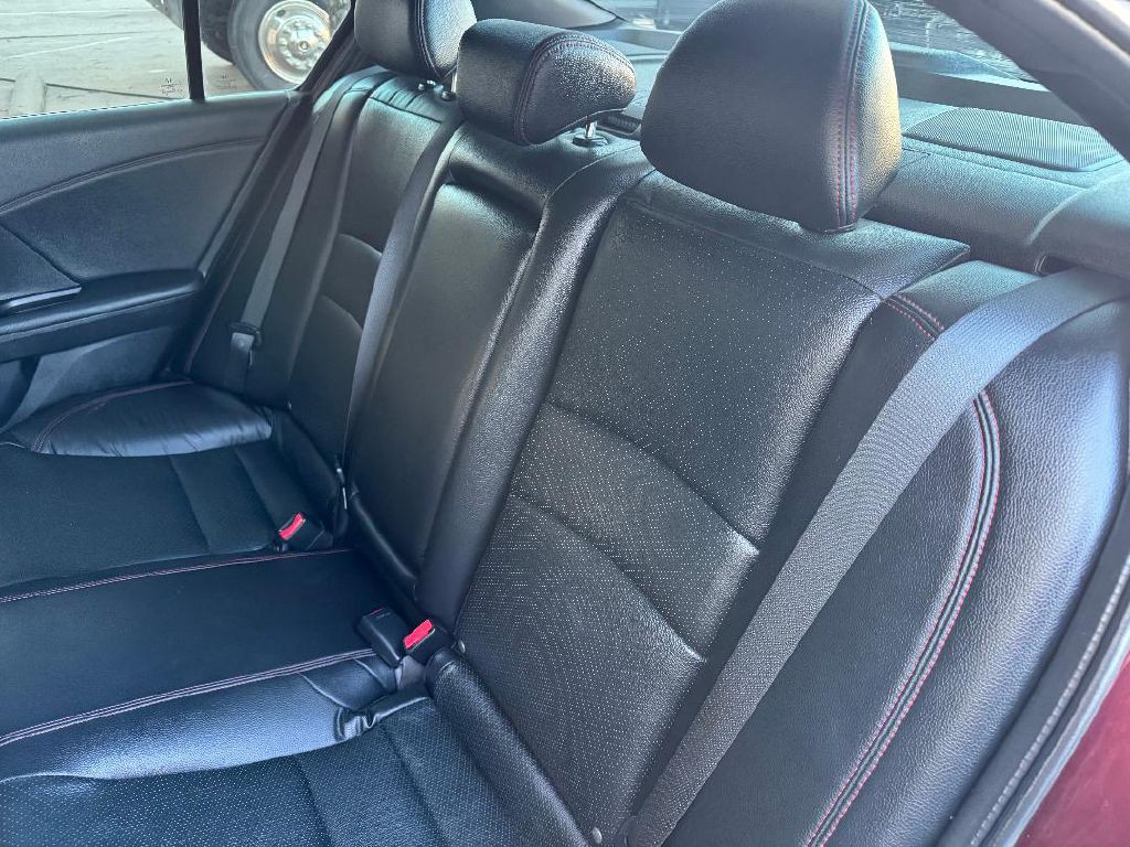 2017 Honda Accord Image 32