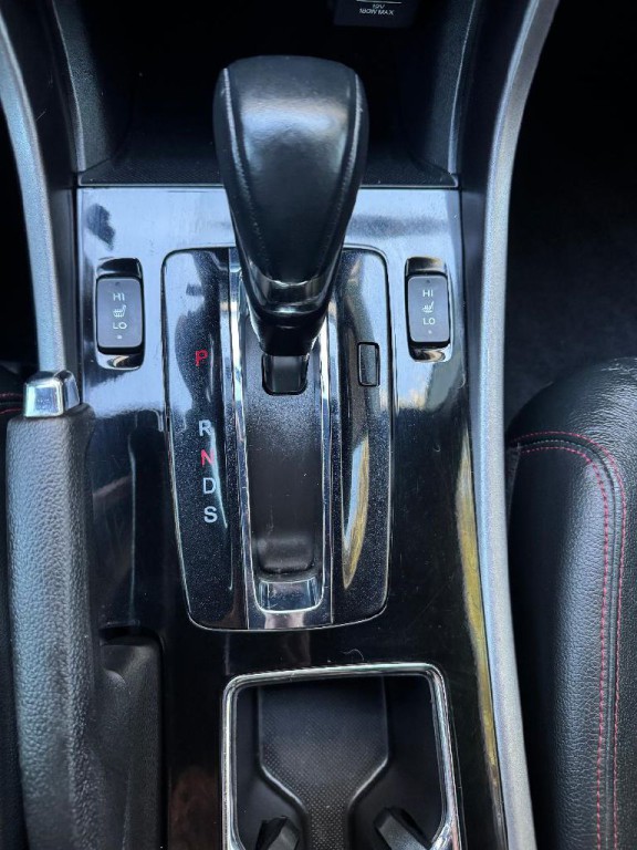 2017 Honda Accord Image 37