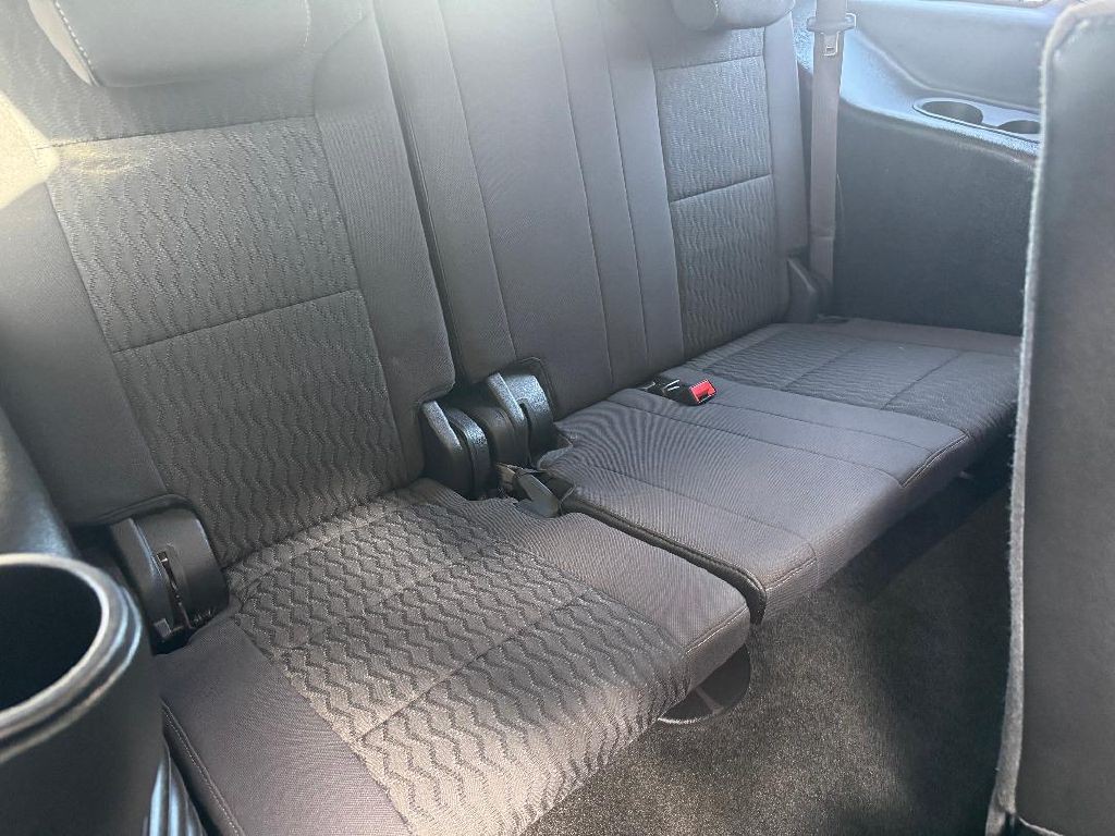 2017 Chevrolet Tahoe Image 17
