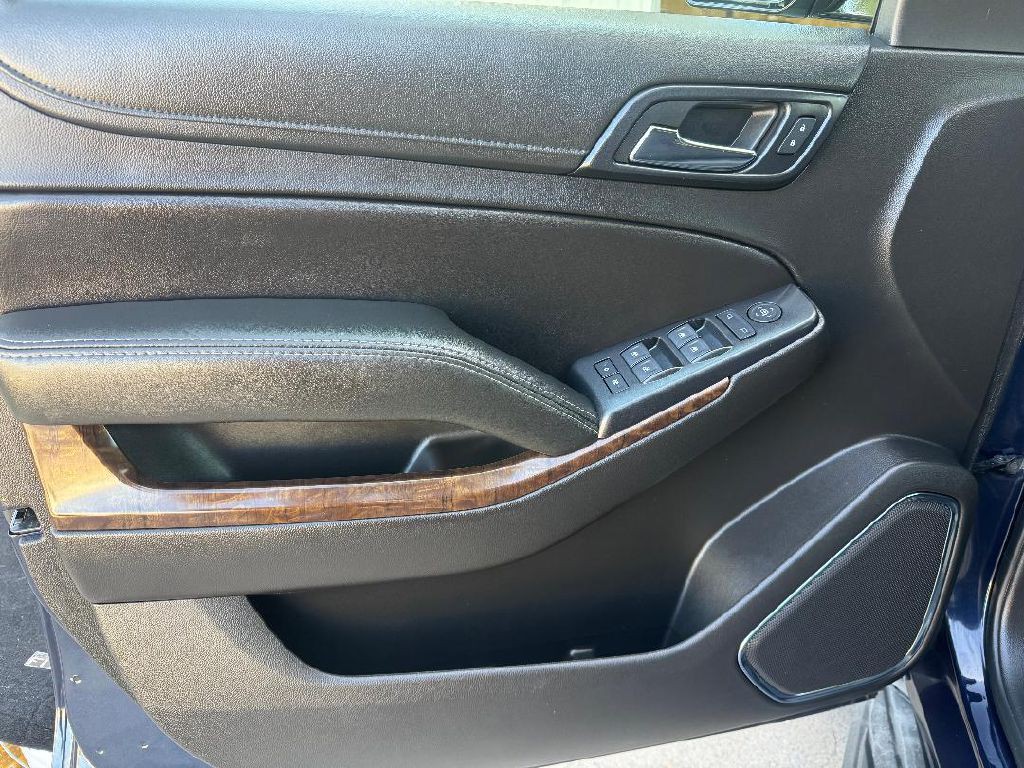 2017 Chevrolet Tahoe Image 25