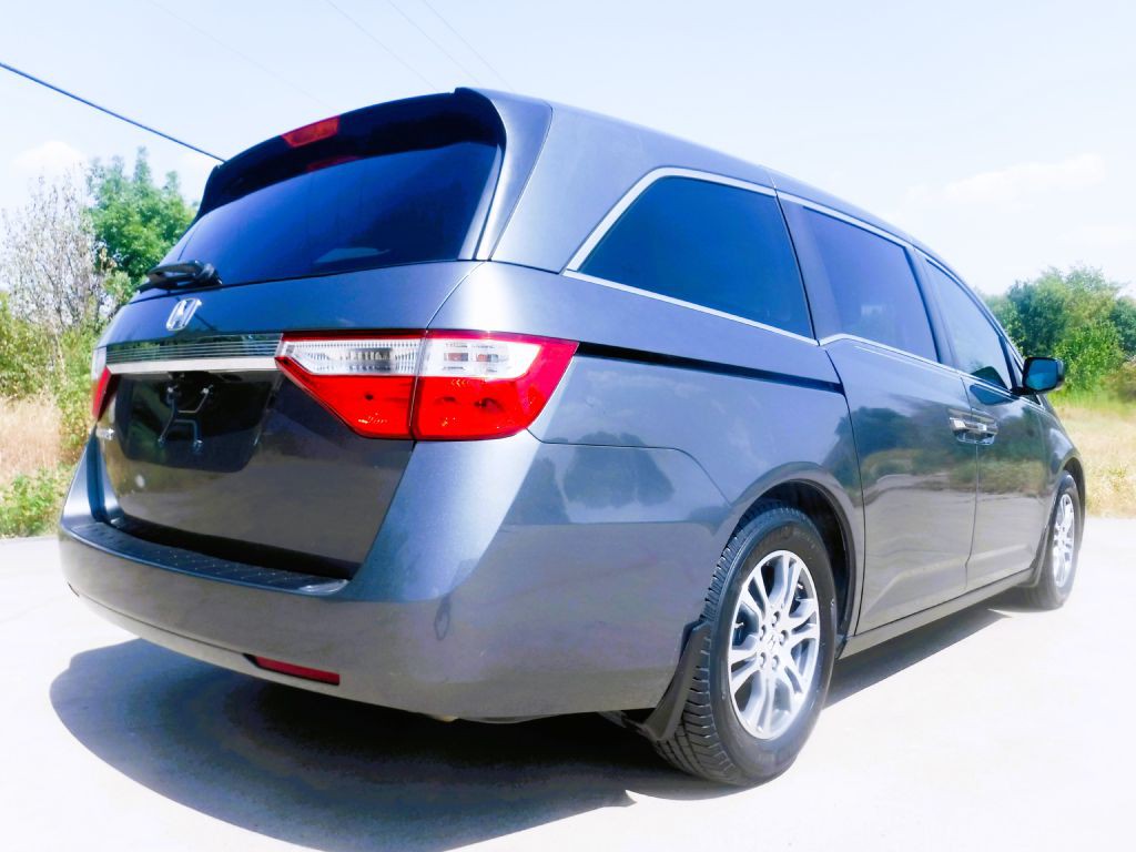 2012 Honda Odyssey Image 7