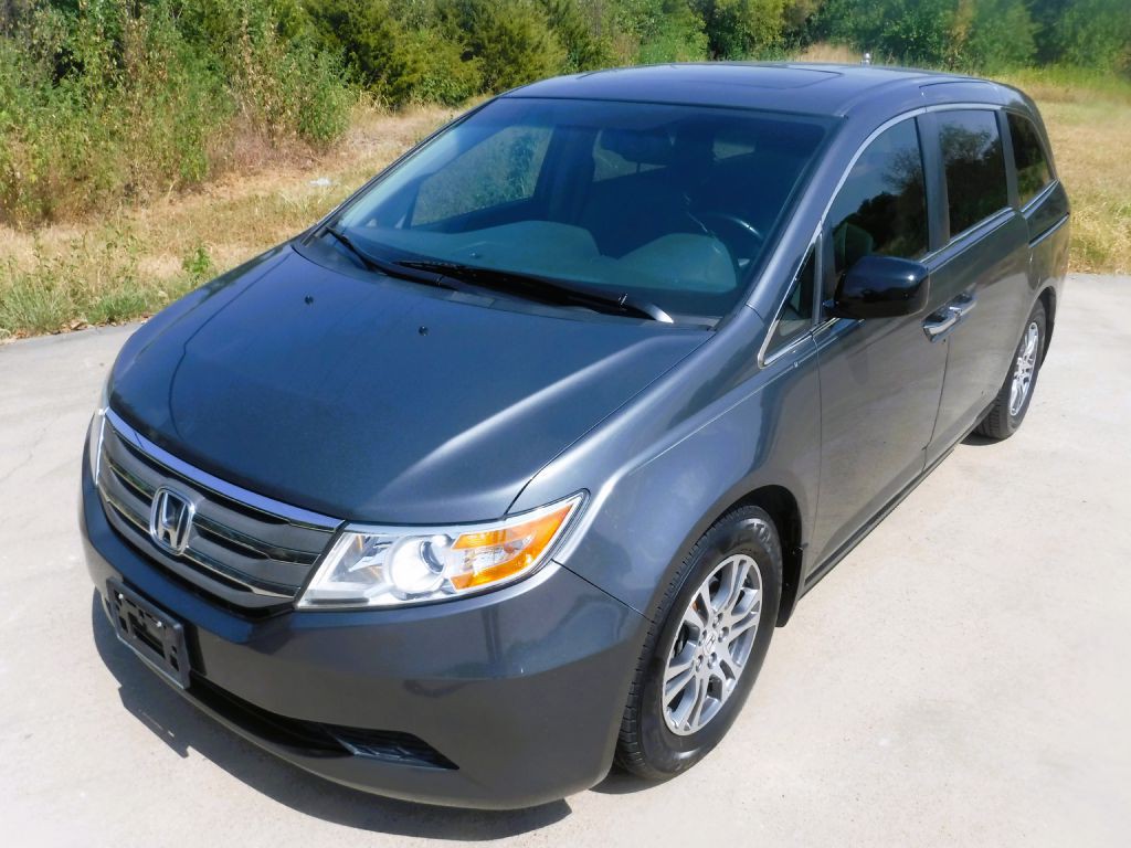 2012 Honda Odyssey Image 8
