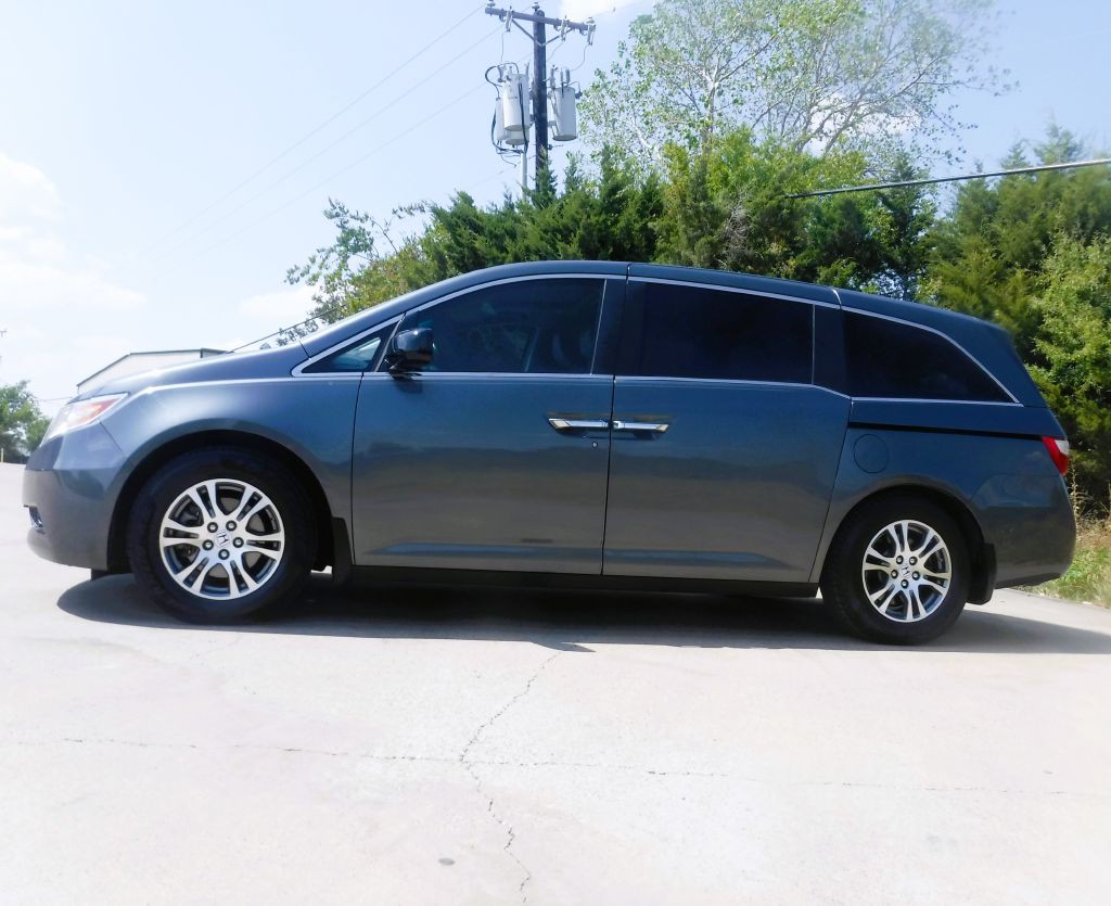 2012 Honda Odyssey Image 11