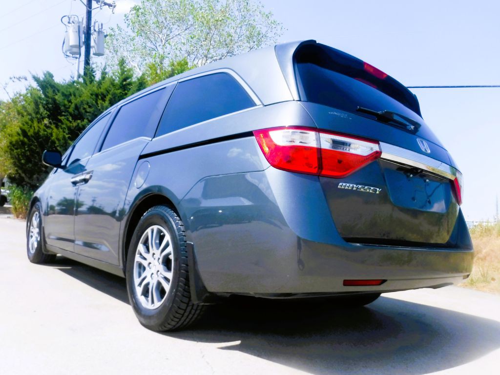 2012 Honda Odyssey Image 13