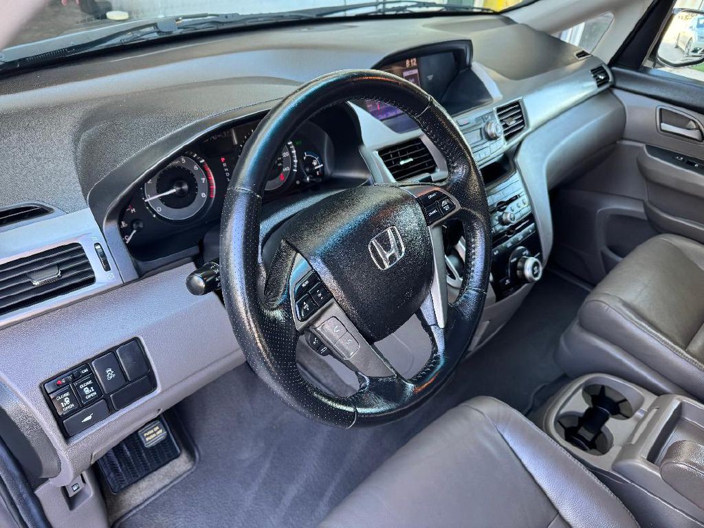 2012 Honda Odyssey Image 29