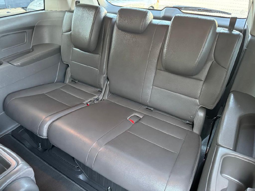 2012 Honda Odyssey Image 37