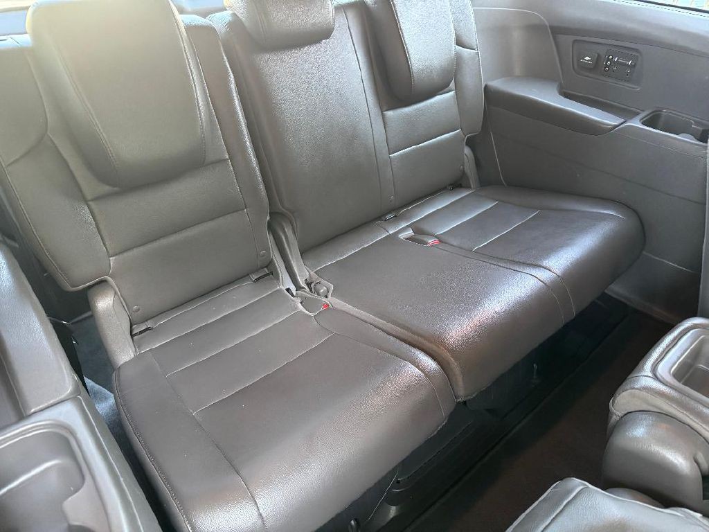 2012 Honda Odyssey Image 38
