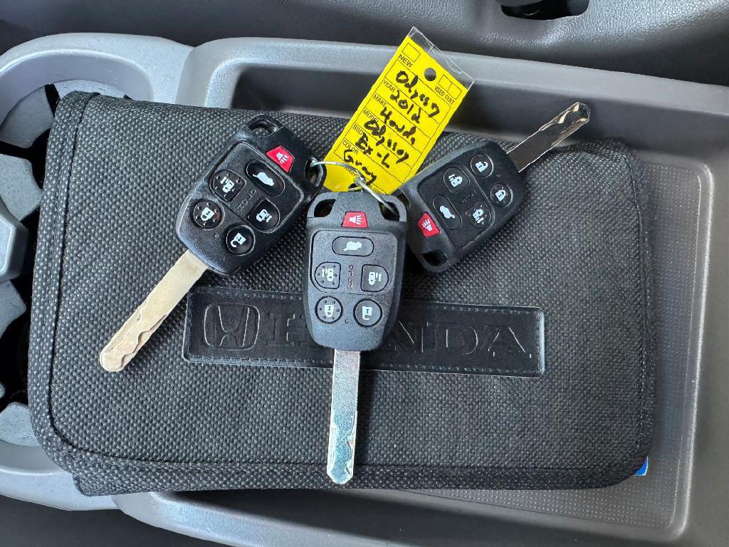 2012 Honda Odyssey Image 60