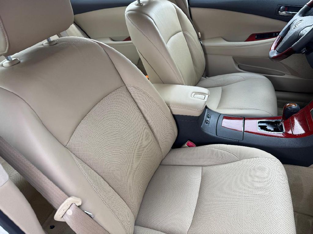 2007 Lexus ES Image 28